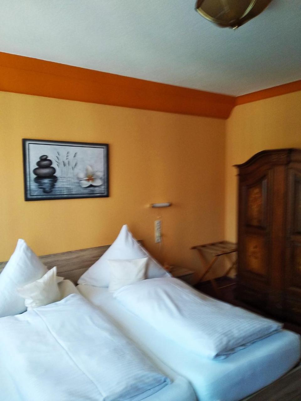 Pension Haus Gertrud Donauworth Bagian luar foto