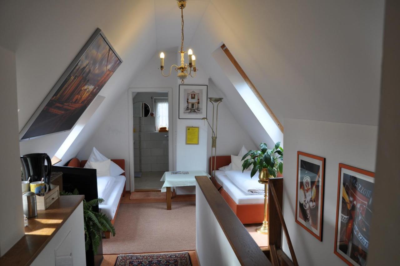 Pension Haus Gertrud Donauworth Bagian luar foto