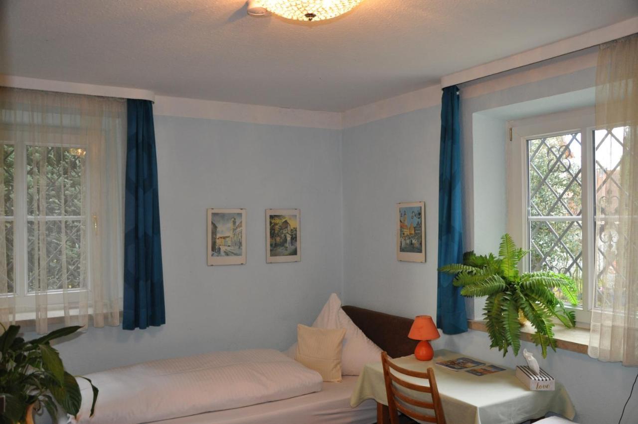 Pension Haus Gertrud Donauworth Bagian luar foto